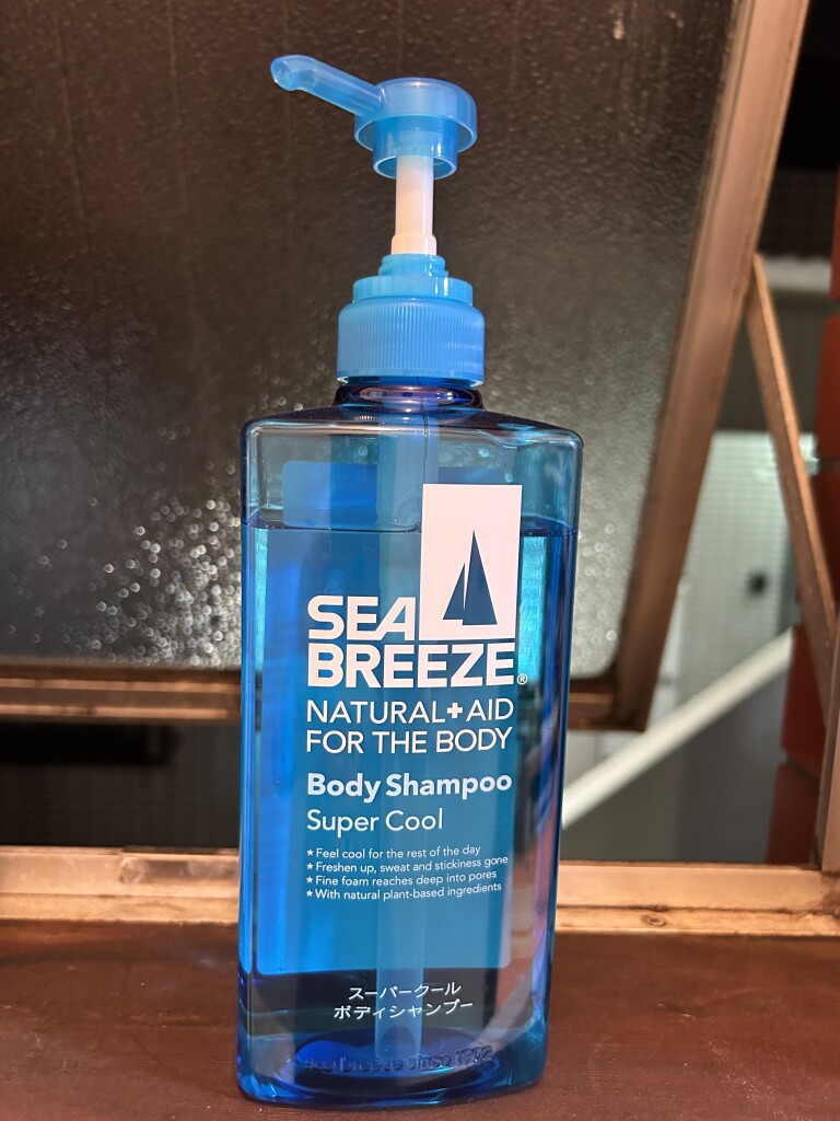 AE79F562-0526-4D19-ADC9-0BDF84AC2C6B