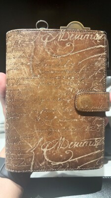 人生初のボーナスで購入したベルルッティのシステム手帳